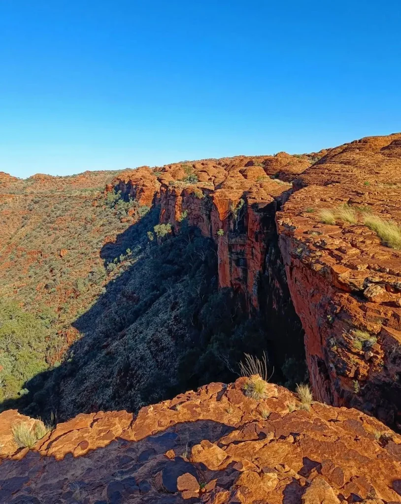 Stay Hydrated and Find a Shelter, Kings Canyon in Watarrka National Park